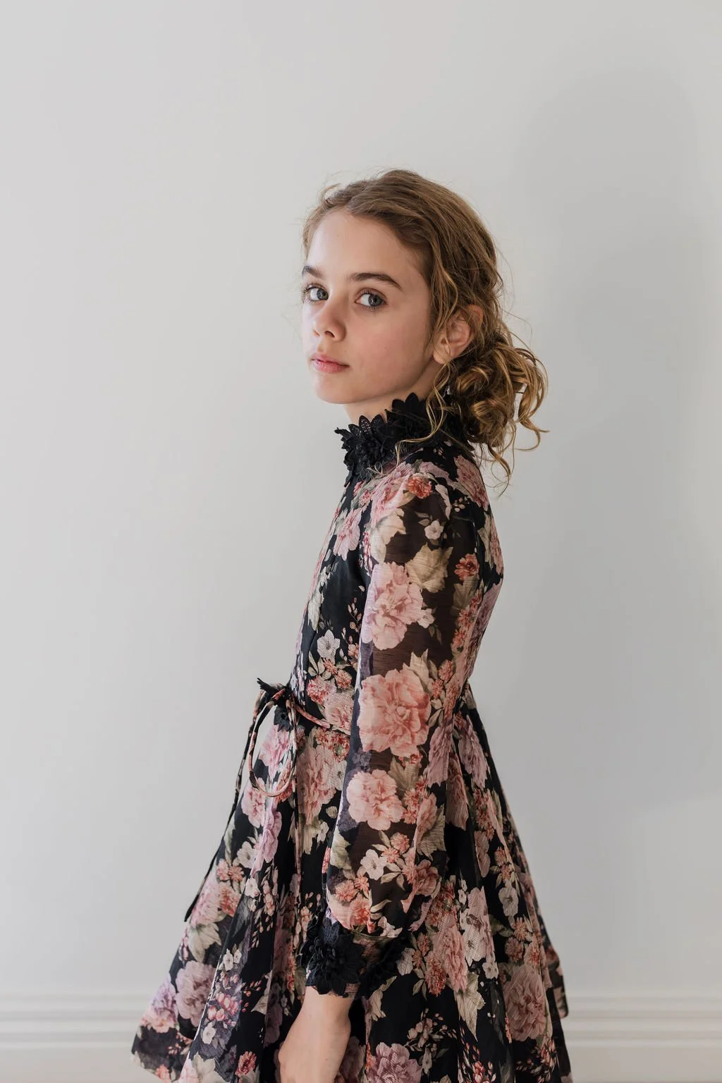 アメリヴィンテージ　CHIFFON GATHER DRESS Ameri（アメリ）の「CHIFFON GATHER DRESS（ワンピース）」 - WEAR